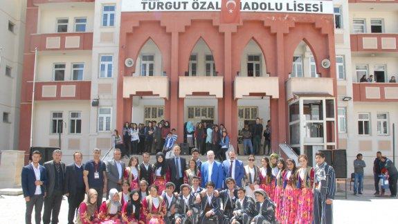 Turgut Özal Anadolu Lisesi TÜBİTAK 4006 Bilim Fuarı düzenledi