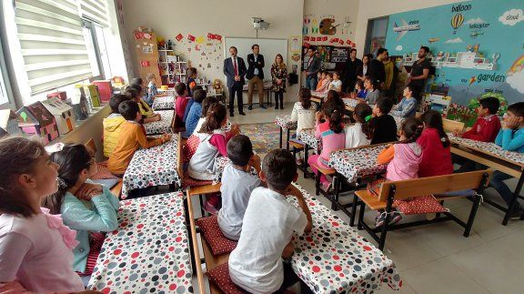  Şehit Ömer Halisdemir ilkokulumuz da Anasınıfı ve İngilizceye hazırlık sınıfları açıldı