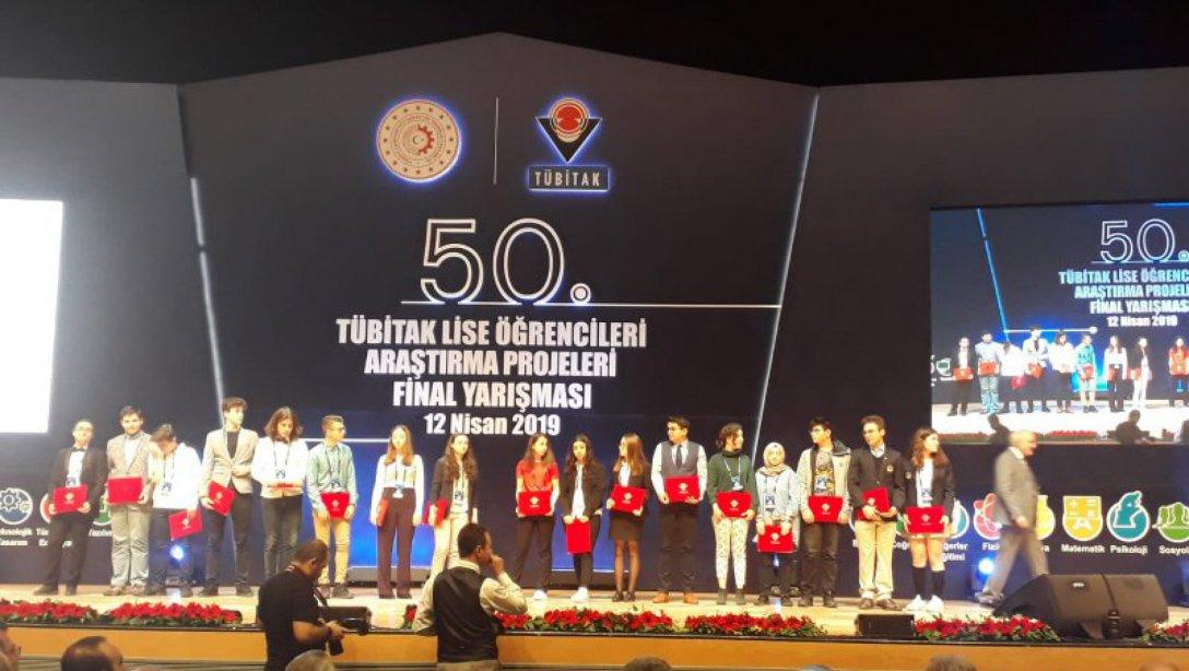Tuşbanın Projesi TÜBİTAK Finallerinde Türkiye Birincisi Oldu