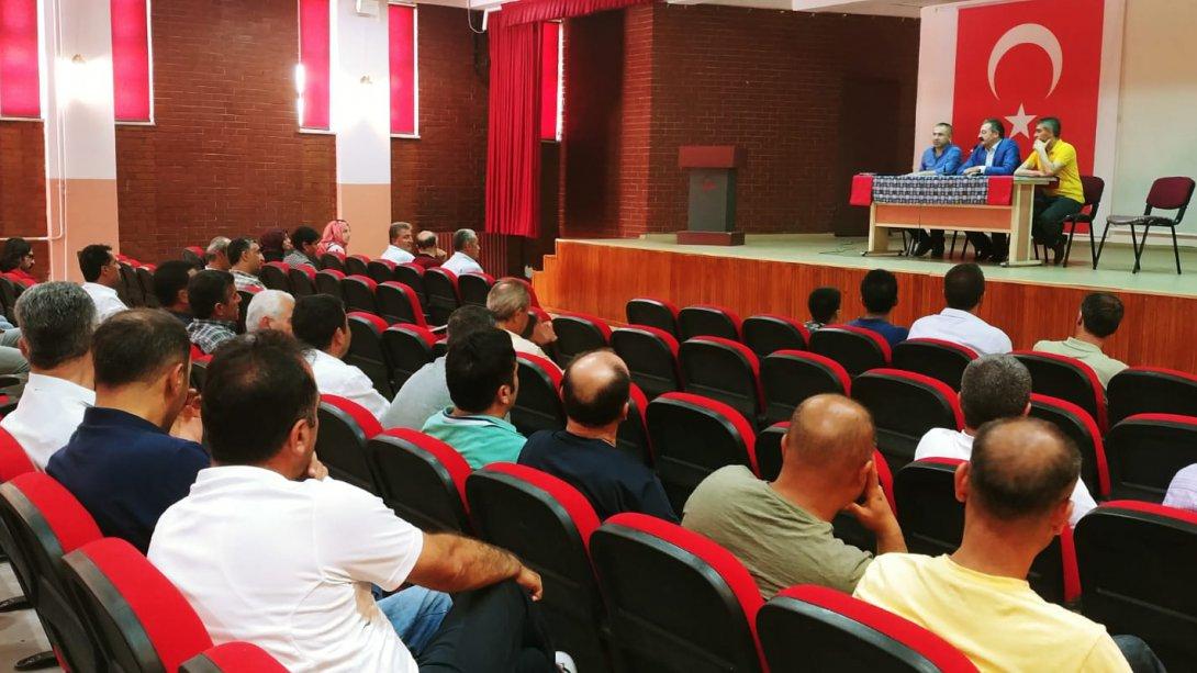 Tuşba'da Okul Müdürleri ile Değişen Mevzuat Toplantısı Yapıldı