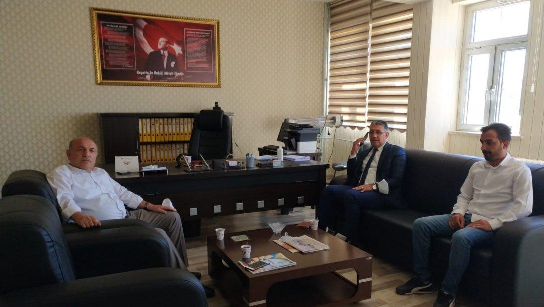 İlçe Müdürümüz BEDEVİOĞLU'ndan Turgut Özal Anadolu lisesine ziyaret 