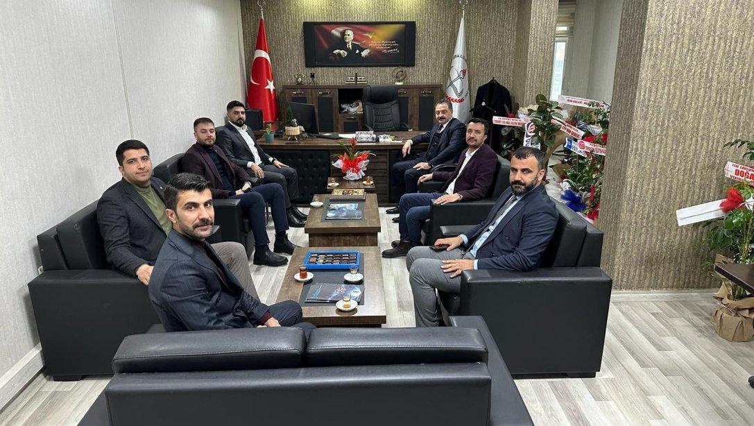 Türkiye Gençlik Vakfından İlçe Müdürümüze hayırlı olsun ziyaret 